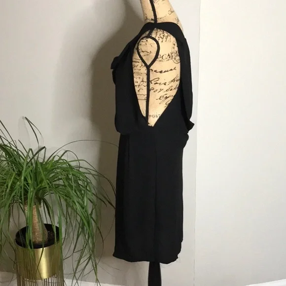 Lioness black dress - Picture 3 of 7